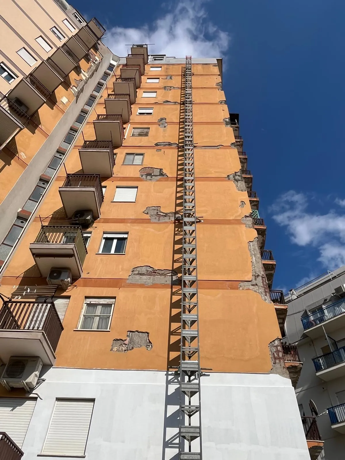 Prima dei lavori in Condominio Via Adua