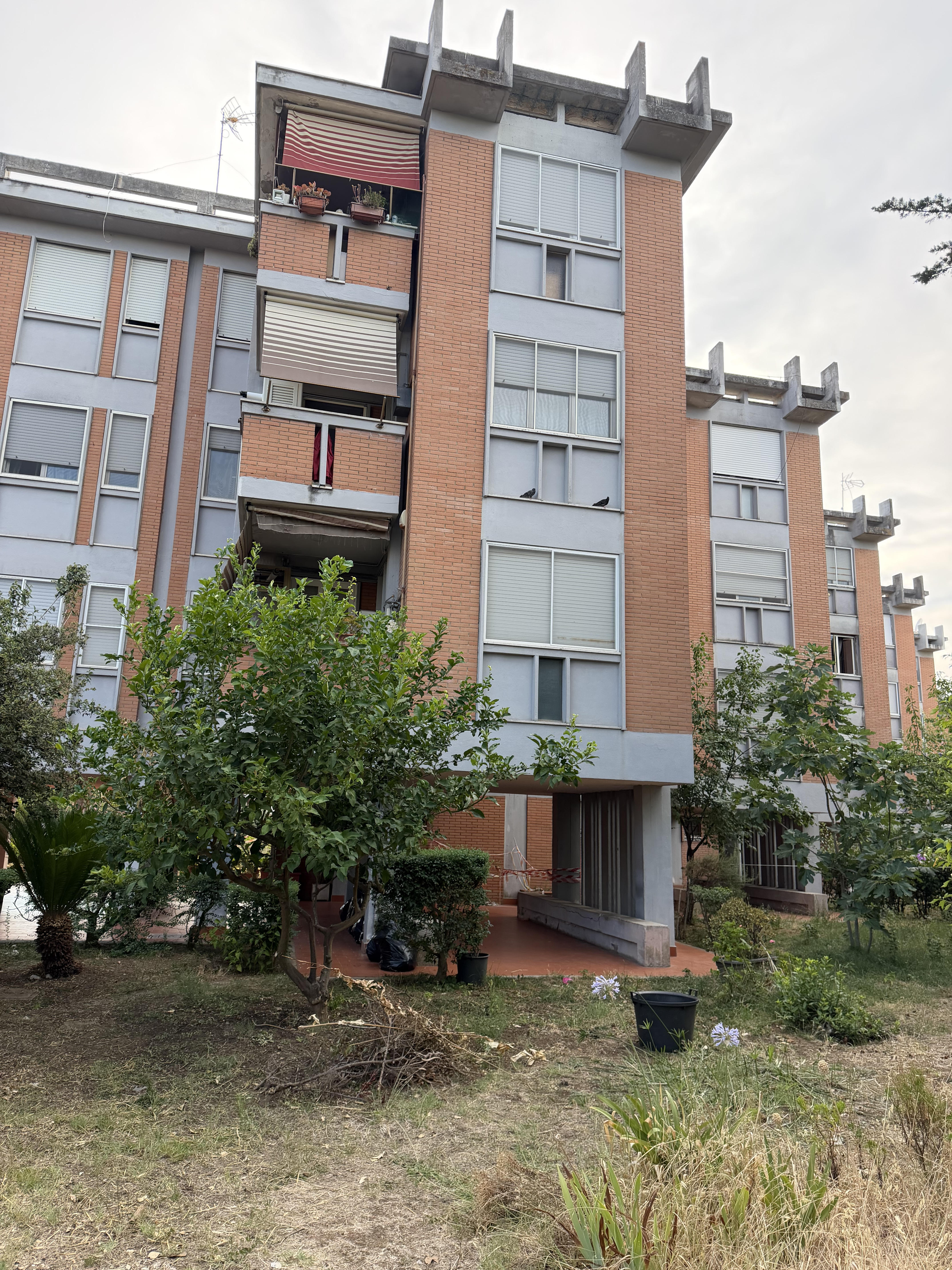 Prima dei lavori in Condominio 3055, Scala C - Via Alemanni